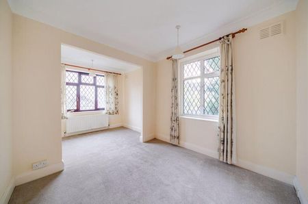 3 bedroom detached house to rent - Photo 4