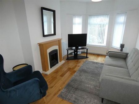 62 Ravenscroft Avenue, Belfast, BT5 5BB - Photo 3