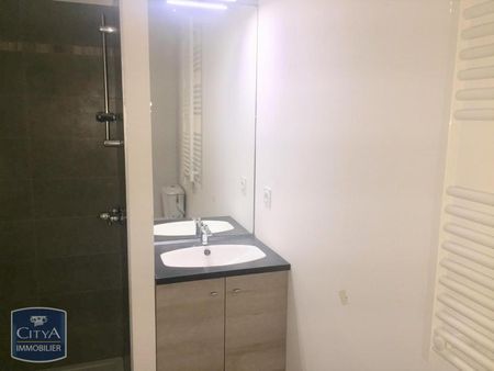 Location Appartement 2 pièces 50m² MARTIGUES 13500 - Photo 2