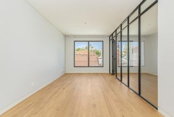 1 Bedroom Apartment with a view, Largo do Rato, Lisboa