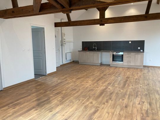 Location Appartement 1 pièce 67m² - Photo 1