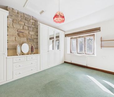 2 bedroom detached bungalow to rent - Photo 1