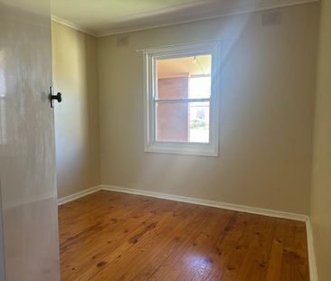 Charming 3-Bedroom Home with Modern Comforts in Whyalla Stuart - Photo 4