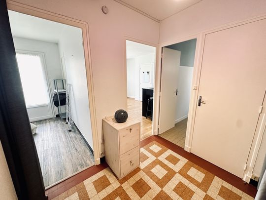 Location Appartement 2 pièces 38m² GRENOBLE 38000 - Photo 1