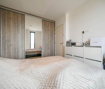 Uniek bijna energieneutraal hoekappartement met ruim terras - Foto 4