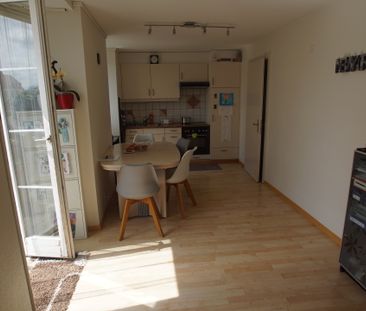 Spacieux appartement de 2.5 pièces en rez-de-chaussée - Photo 5