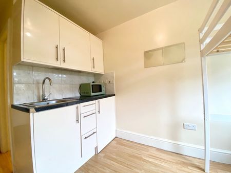 Studio Flat, Lydford Road, NW2 - Photo 4