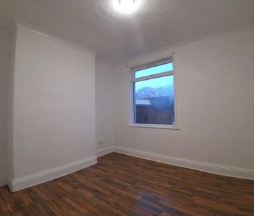 2 bedroom house to rent - Photo 3