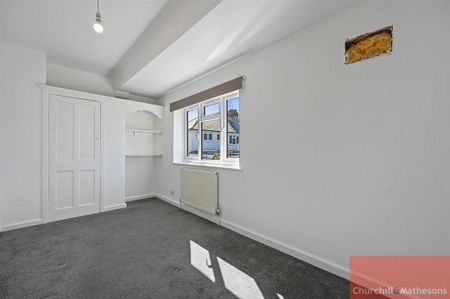 4 bedroom detached house to rent - Photo 3