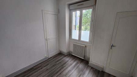 Location Appartement 2 pièces 47m² - Photo 4