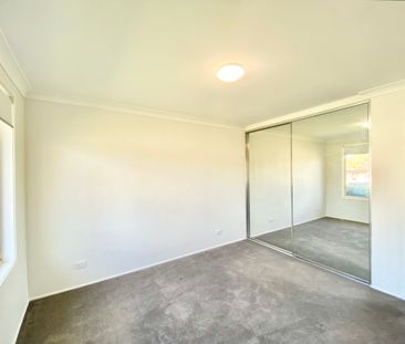 4 Arnold Avenue, Green Valley, NSW 2168 - Photo 6