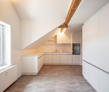 Traumhaftschöne, 4½-Zimmer-Dachwohnung in Altbau im Herzen von Eschenz - Photo 4