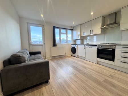 2 bedroom flat to rent - Photo 4