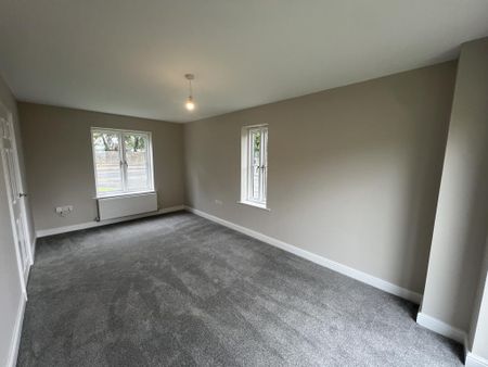 3 bedroom detached house to rent - Photo 2