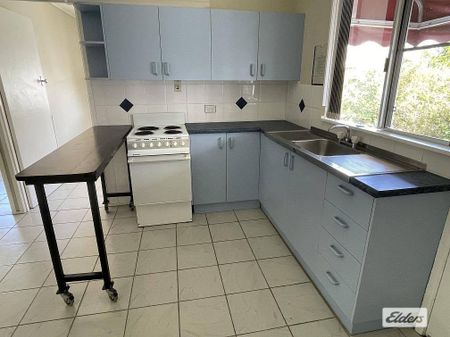 WOW!! Great beach location 2 bedroom unit - Photo 4