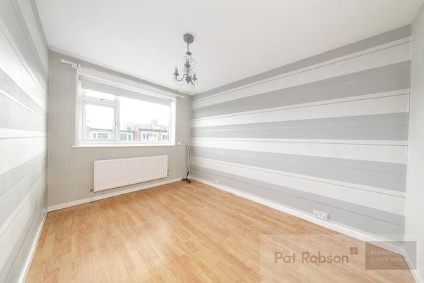 Mary Agnes Street, Gosforth - Photo 1