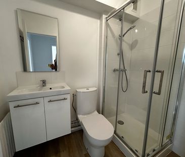 Location Appartement 1 pièce 27m² - Photo 2