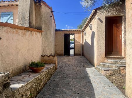 Charmant Mas Provençal de 150m² avec piscine et jardin - Photo 2