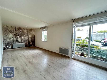 Location Appartement 2 pièces 57m² LE PETIT QUEVILLY 76140 - Photo 2