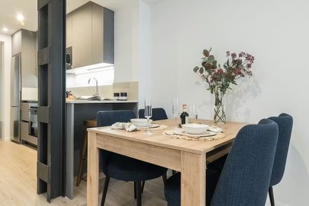 Calle de Palafox, Madrid, Community of Madrid 28010 - Photo 2