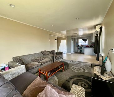 35 Addington Ave, Manurewa, NZ 2102 - Photo 3