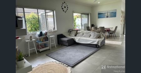 Family-Friendly Home in Girraween School Catchment - Photo 5