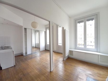 : Appartement 45.41 m² à SAINT-ETIENNE - Photo 3