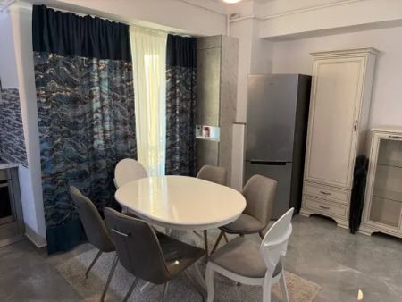 Apartament 3 camere | Palas - Photo 2
