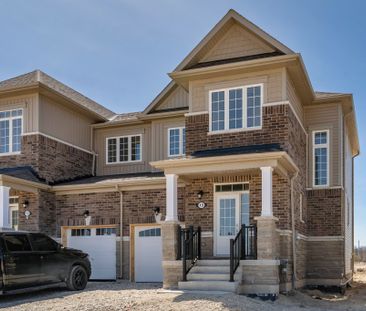 For Lease - 15 Mission Street, Wasaga Beach, Ontario - Photo 3