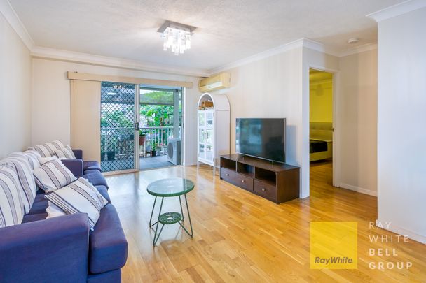 $720 per week / $2,880 Bond - Photo 1