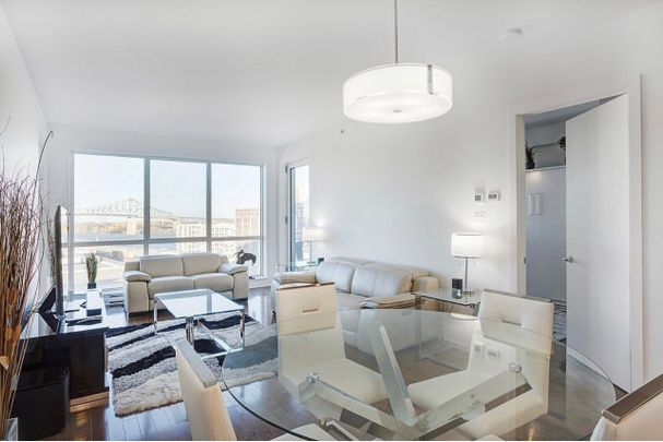 1025 Rue de la Commune E., Montréal (Ville-Marie), QC H2L - Photo 1