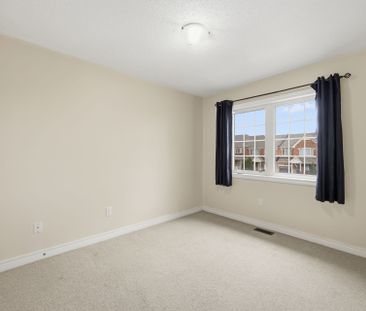 For Lease - 90 SKY HARBOUR Drive, Brampton, Ontario - Photo 2