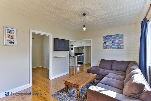 This delightful two bedroom timber home will not last long! - Photo 1