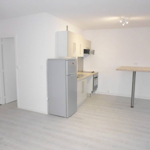 Location Appartement 1 pièce 28m² CHAMALIERES 63400 - Photo 1