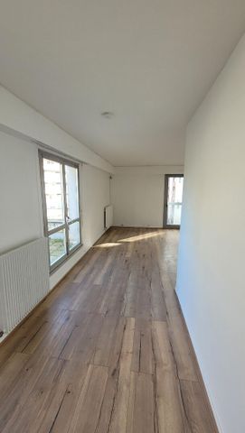 Appartement Paris 2 pièces 53.32 m2 avec terrasse - Photo 4