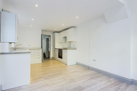 2 bedroom apartment to rent - Photo 4