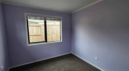 3 Bedrooms, 2 Bathrooms - Photo 4