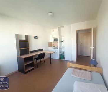 Location Appartement 1 pièce 21m² LORIENT 56100 - Photo 1