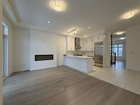 For Lease - 28 Gardeners Lane, Markham, Ontario - Photo 5