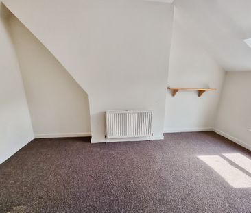 Flat 5, 29 Ely Road, Cardiff CF5 2JF - Photo 3