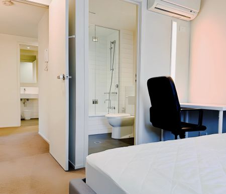 Master Room - Photo 4