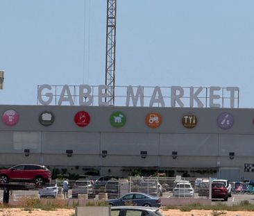 Casa o chalet de alquiler en Carrer Carrer Creta, Monte y Mar - Photo 4