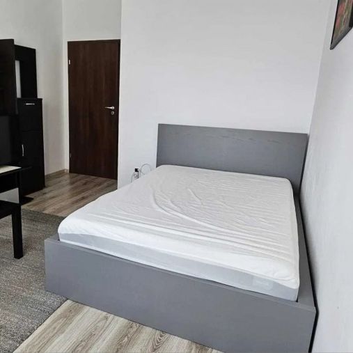 Berceni metrou popesti vest family residence - Photo 1