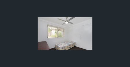 Spacious Family Home in Arundel - Photo 2