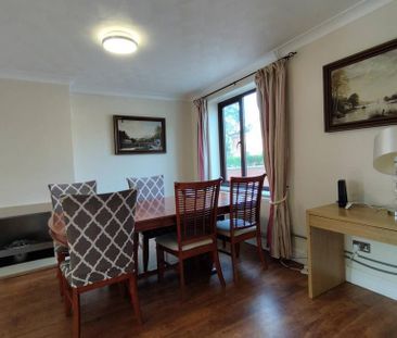 4 bedroom terraced house to rent - Photo 4