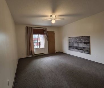 one bedroom near guildford - Photo 2