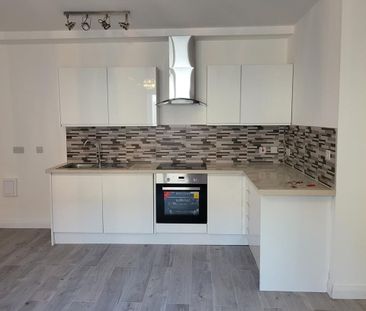 Studio Flat, London Road, SO15 - Photo 5