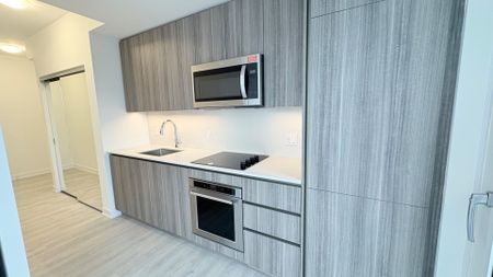 For Lease - 15 Richardson Street Unit# 917, Toronto, Ontario - Photo 2