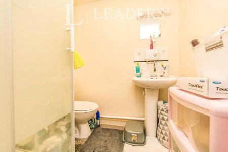 1 bedroom studio to rent Vineyard Street, Colchester, CO2 - Photo 2