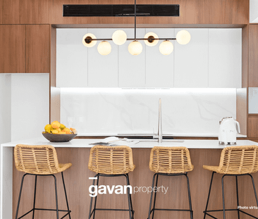 Contemporary Luxury | Brand New Townhouse - Photo 2